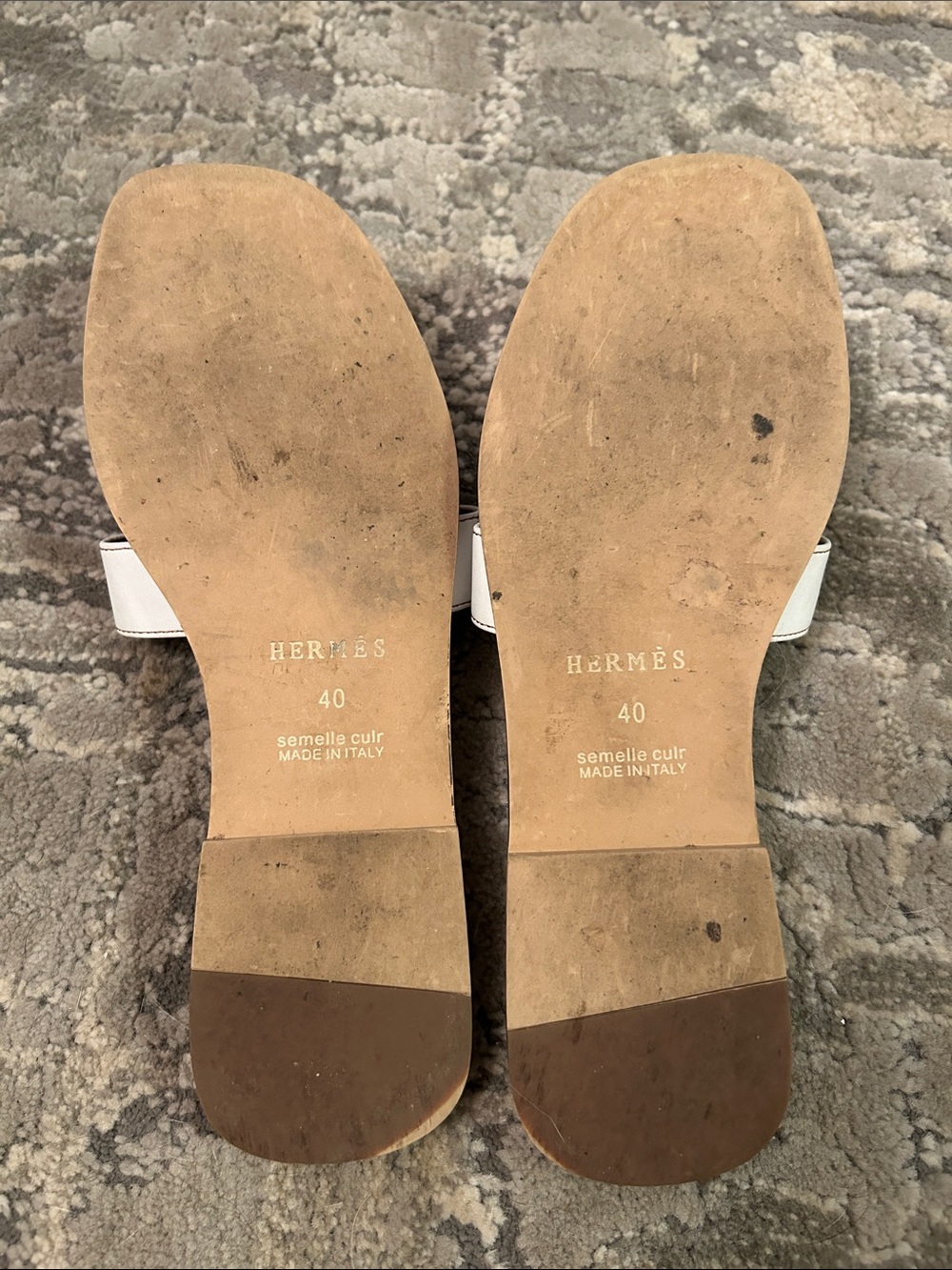 Hermes White Leather Oran Slides with Brown Footbed - Picture 2 of 2